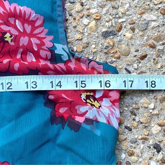 Cabi Style 3445 Blushing Floral Sleeveless Blouse Size XS - Picture 4 of 9